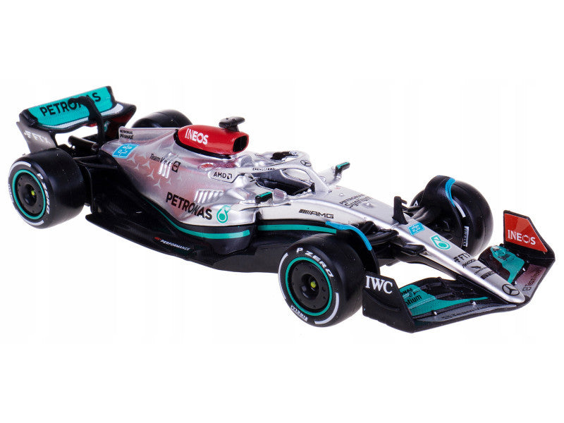 Mercedes-AMG F1 W13 E Performance — George Russell — 1:43 · damaged boxes